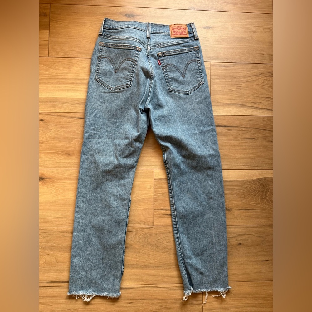 Levi Light Wash Distressed Straight Jeans